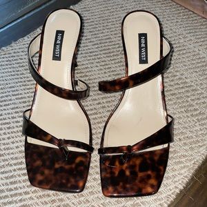 Nine West Worn Sandal With Heel Worn Once!! Size 8